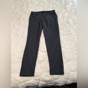 Men’s lululemon pants 33
